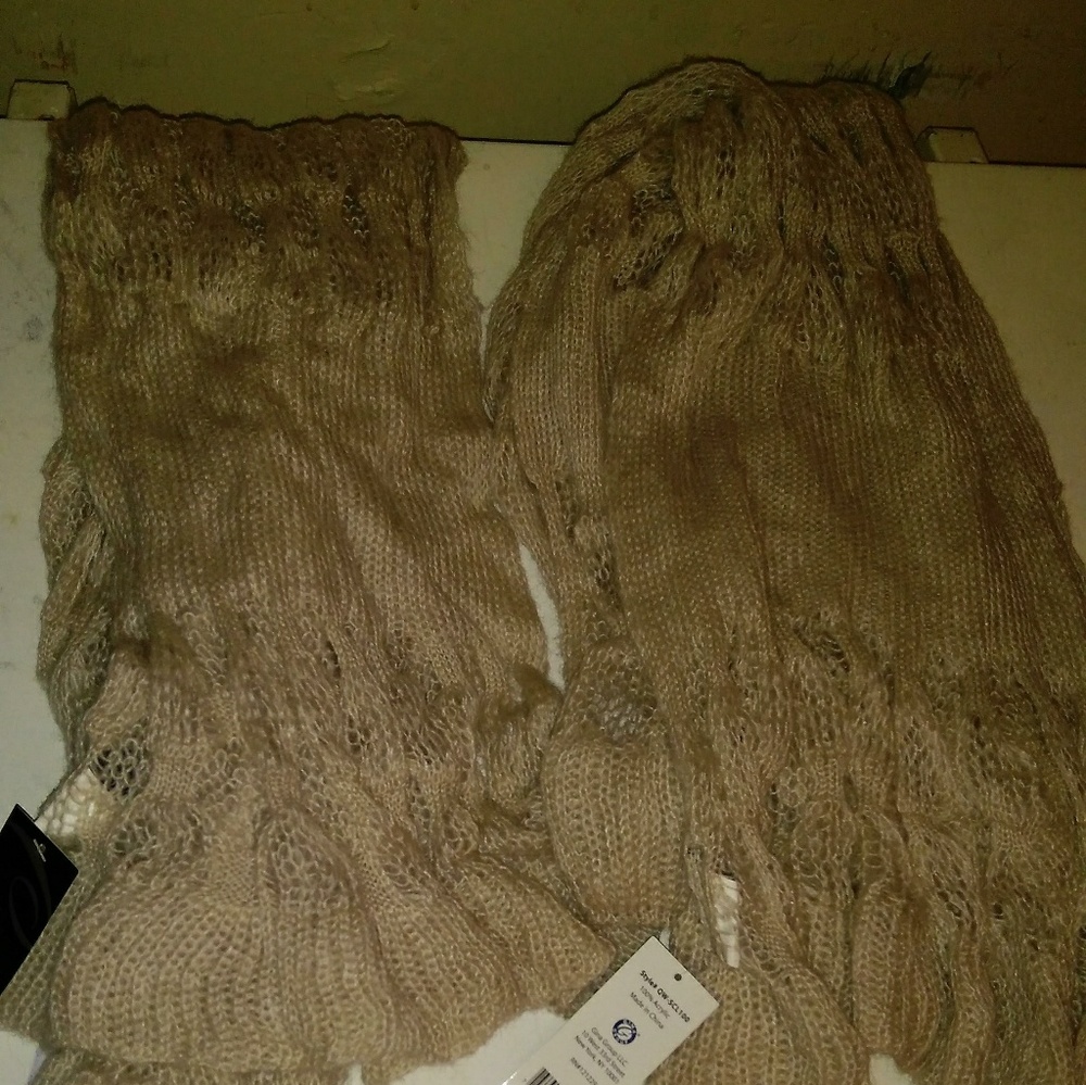 TAN SCARF
